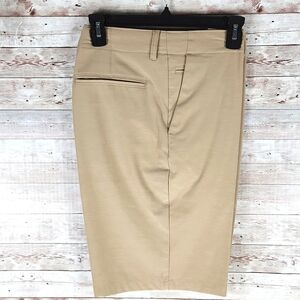 George, Men's taupe shorts, with zipper and button closure, belt loops, Sz 34